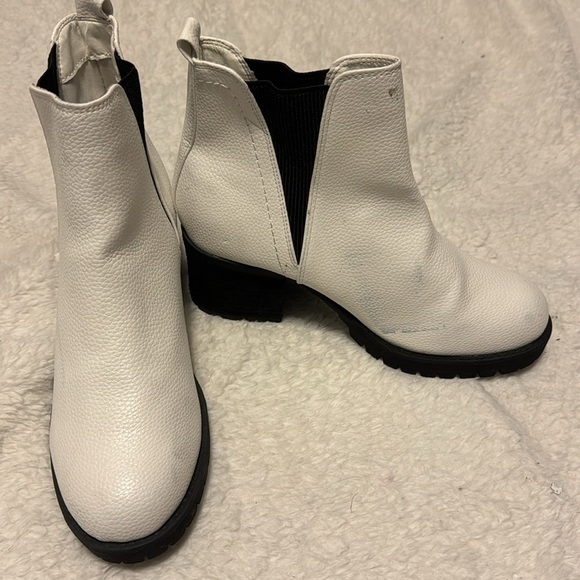 Mia Jody Chelsea Boot - Size 7.5 - Picture 7 of 16